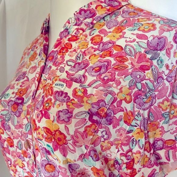 Vintage Guess by Georges Marciano Floral Button down - Picture 2 of 4